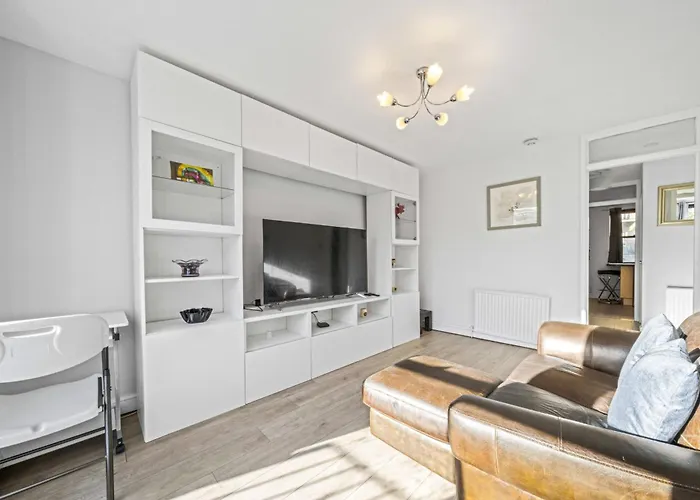 Lauriston 1 Bedroom -