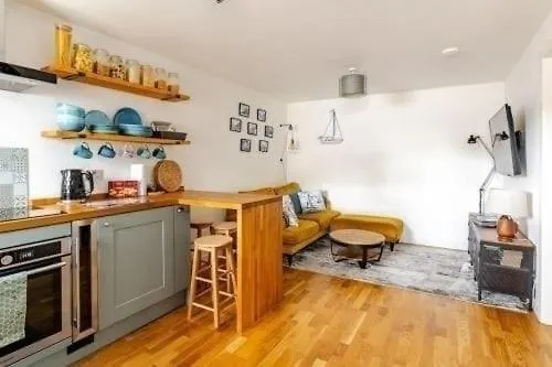 Cozy Next To Newhaven Harbour