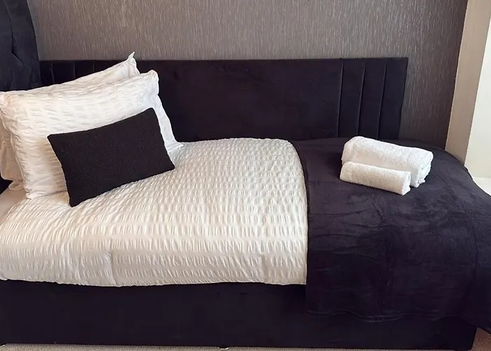 Royalmileluxe 3bed דירה