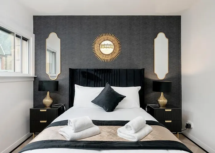 Two Double Bedroom On The Royal Mile