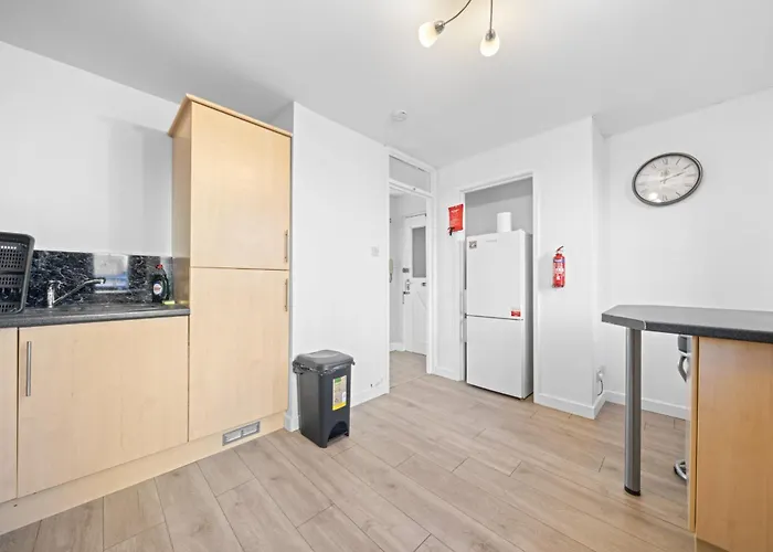 Lauriston 1 Bedroom -