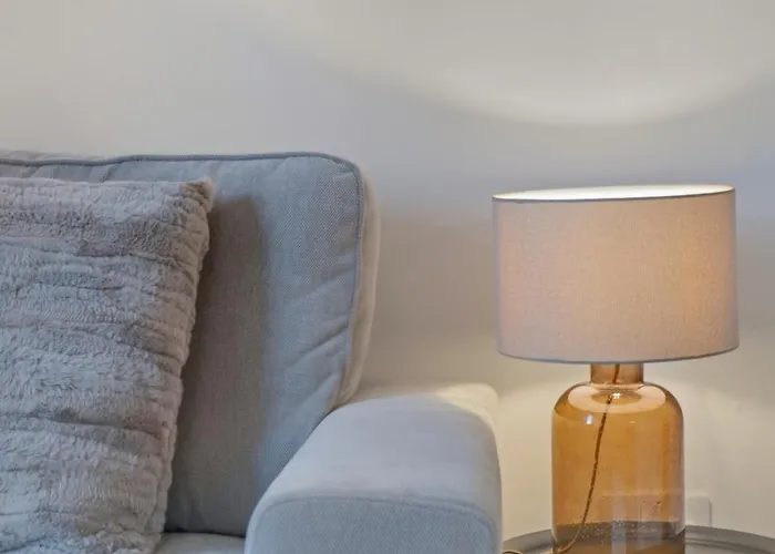 Stylish 1 Bed Centre *