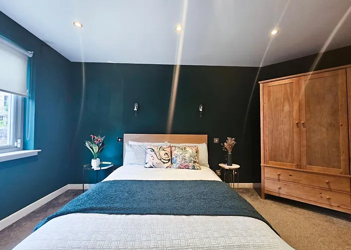 Chic 3-bedroom 2-storey House Near Centre With Free Parking * Εδιμβούργο