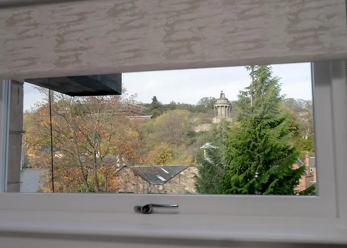 Two Double Bedroom On The Royal Mile *