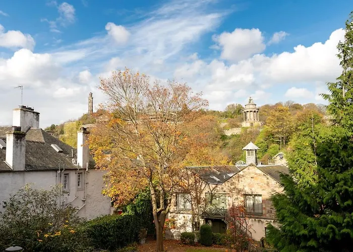 Two Double Bedroom On The Royal Mile *