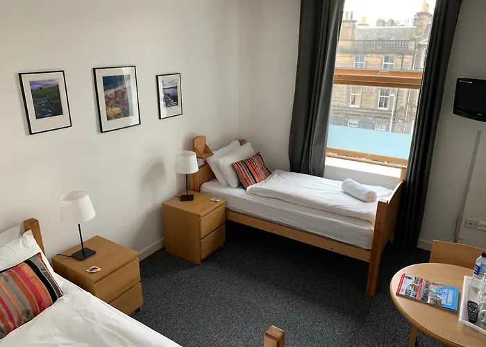 Edinburgh Central Accommodation *
