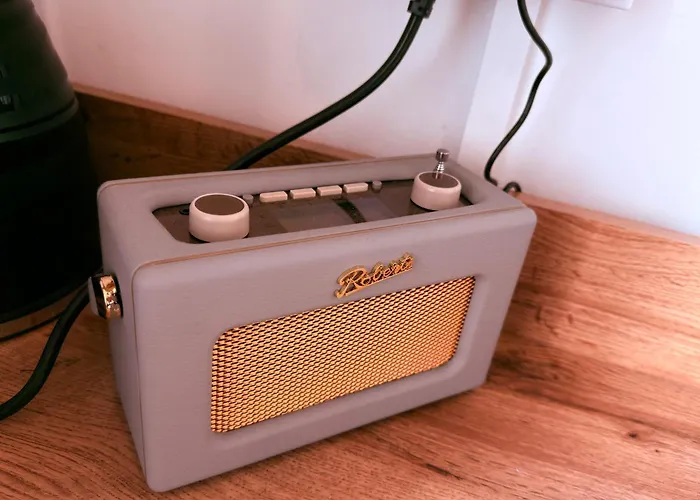 16 Pilrig 3* Edinburgh