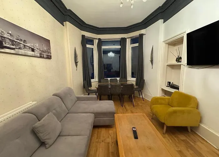 Monty's - 10 Guests 7 Beds Centre بيت للعطل