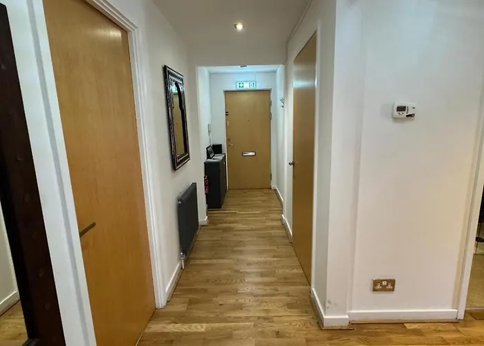 Albions Corner 6 Guests 5 Beds Free Parking *