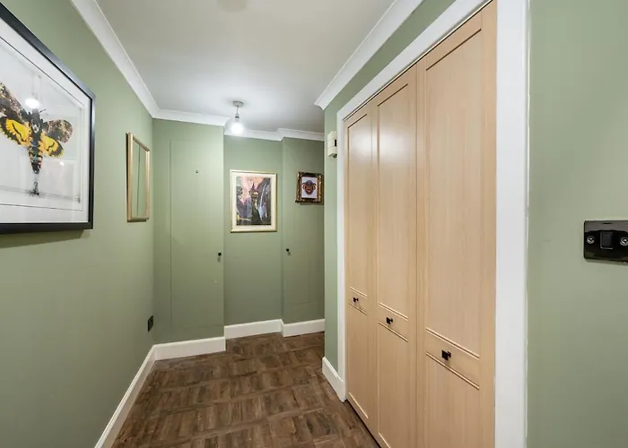 Luxury Flat With Ensuite אדינבורו