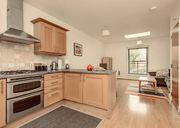 Διαμέρισμα Unique 1 Bed House With Private Parking *