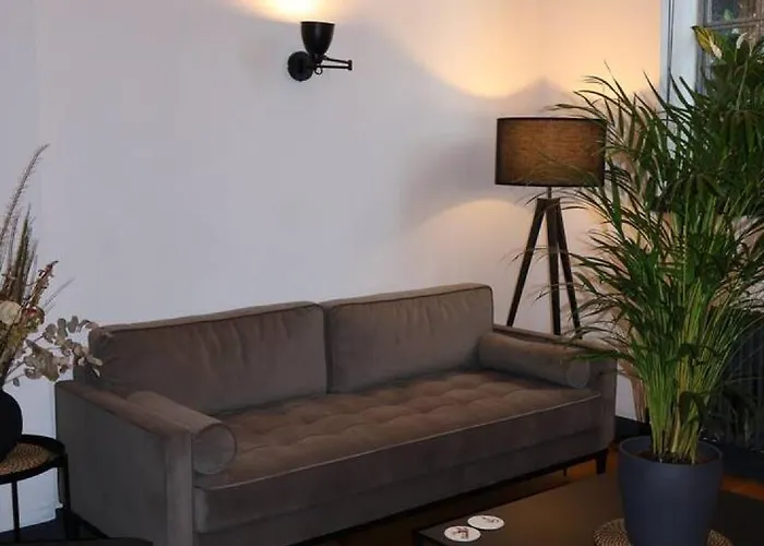 דירה Stockbridge 1br With Parking *