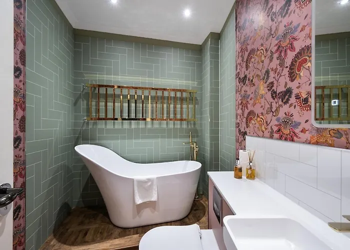 Luxury Flat With Ensuite דירה אדינבורו