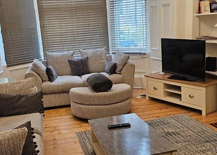 Maindoor Private Entrance