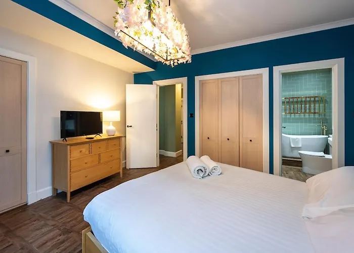 Luxury Flat With Ensuite אדינבורו