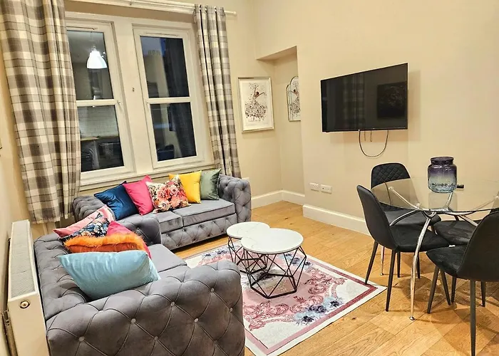 شقة 2 Bedroom Apt, 4 Beds, 3 Tv Near Fountain Park إدنبرة