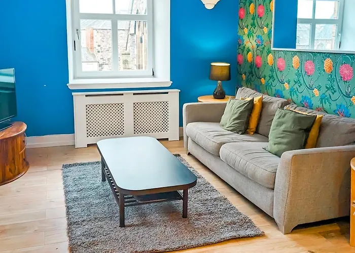 Cosy 2 Bedroom شقة *