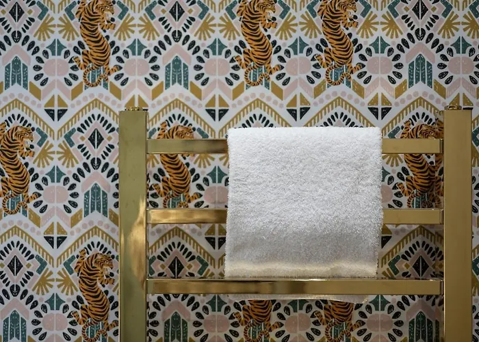 Luxury Flat With Ensuite דירה אדינבורו