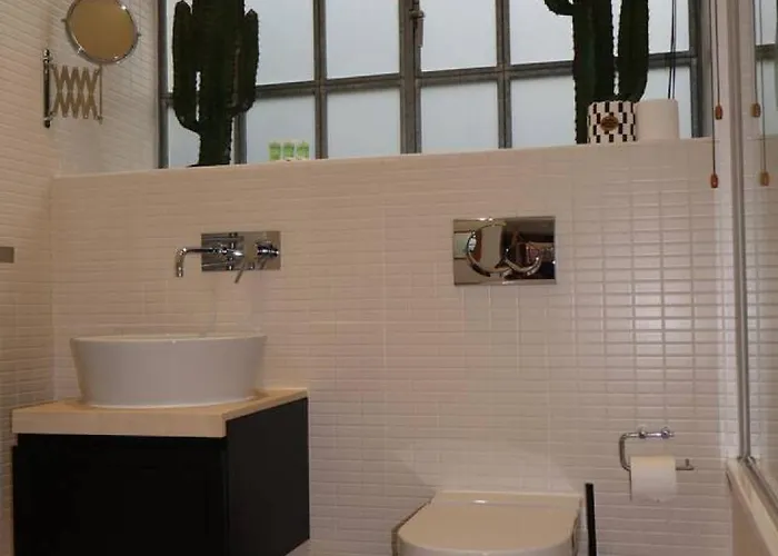 Stockbridge 1br With Parking דירה אדינבורו