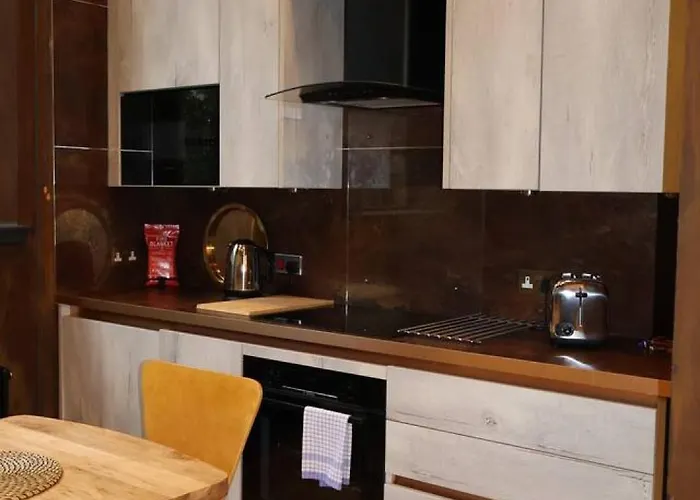 Stockbridge 1br With Parking דירה *