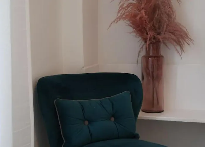 Elegant 3br At Haymarket