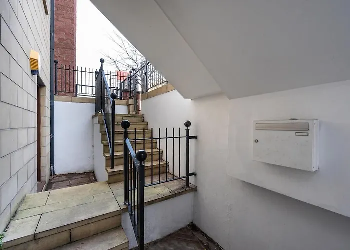 Apartment Luxury Flat With Ensuite *