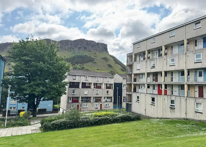 City-centre - Holyrood Edinburgh