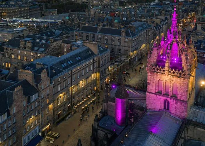 Aparthotel Old Town Chambers, Autograph Collection 5*