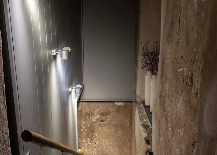 Aparthotel Old Town Chambers, Autograph Collection 5*