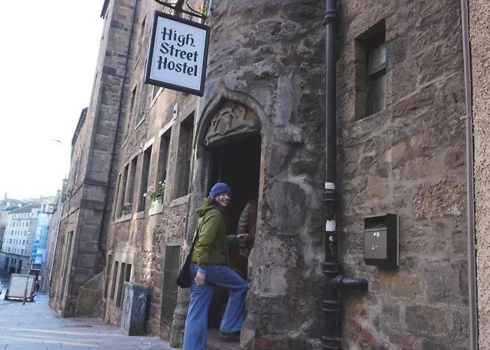 Hostel High Street - Over 18s Only, Backpackers Atmosphere (adults Only) *