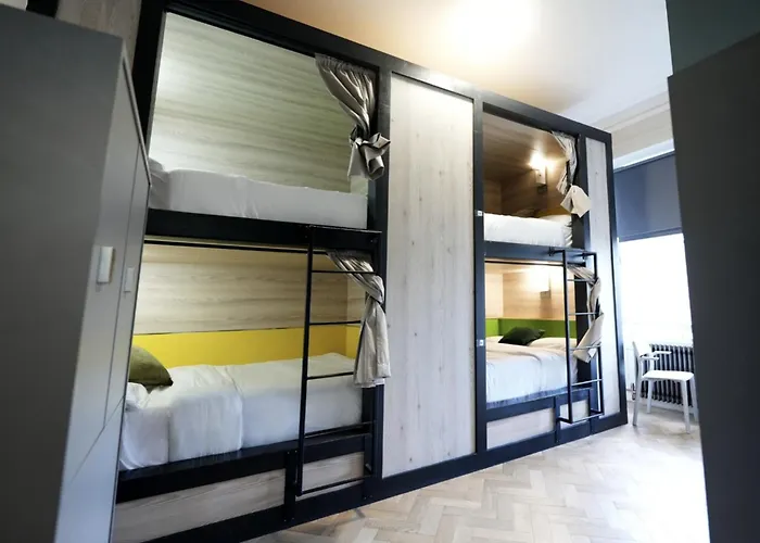 Revolver Hostel Εδιμβούργο
