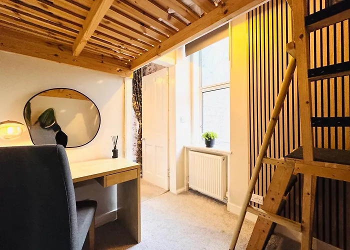 Centre Escape With Private Garden