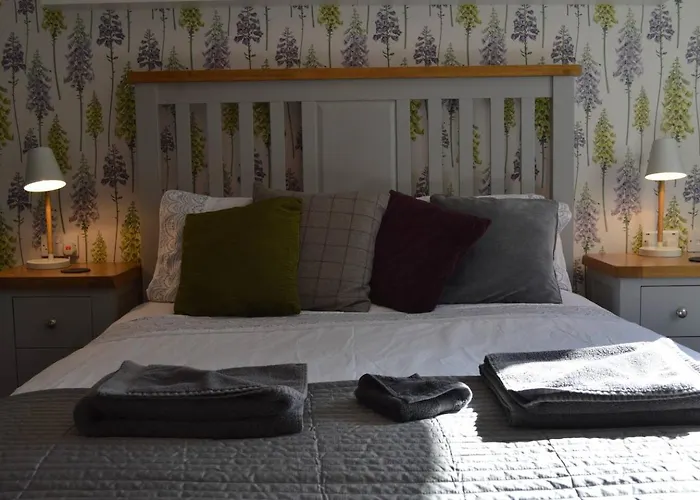 Lägenhet Large 2 Bed Flat, 2 Bath, Free Parking & Lift *