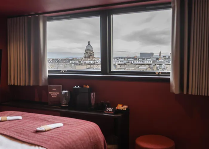 Ostello Code - The Court, *