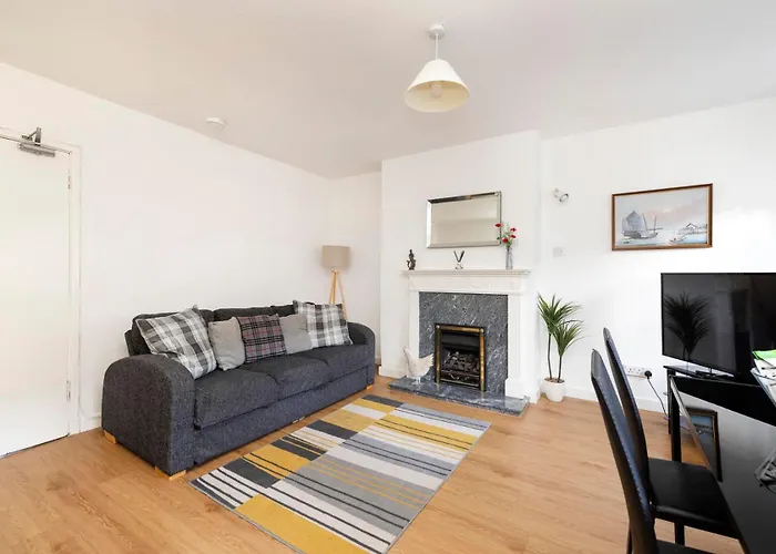 2-bedroom Old Town On Royal Mile *