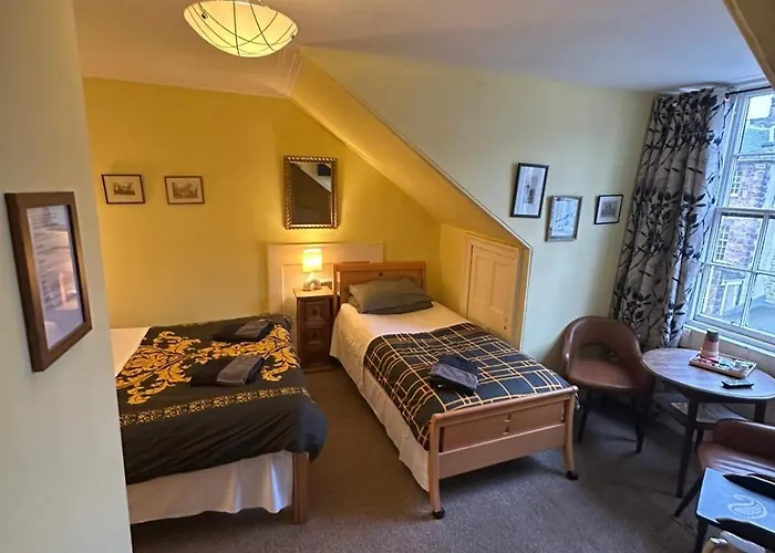 The City- Braveheart House Edinburgh