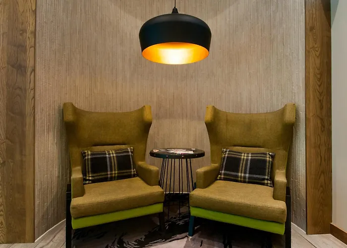 Hotel Hub Centre - Rose Street Edinburgh