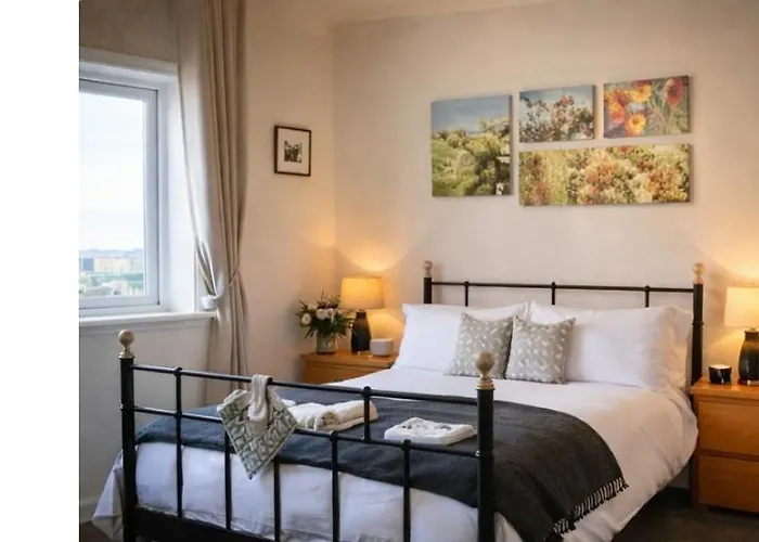 Апартаменты Royal Mile Famous Canongate Flat Эдинбург