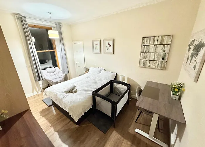 Newingtons Georgian - Fast Wifi - דירה אדינבורו