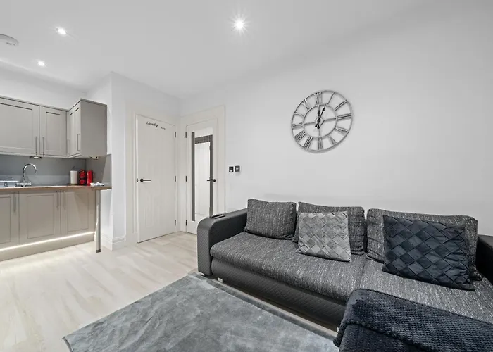 Upper Grove 2 Bedroom - Edinburgh