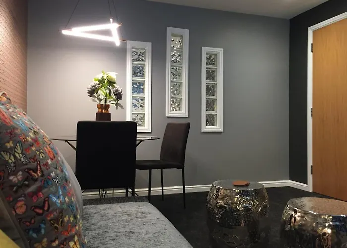 شقة Luxury Boutique Flat, Sleeps 4 Wfree Parking