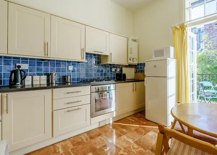 דירה 3 Bed In 79008