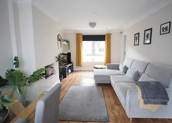 דירה Two Bd House With Private Parking *