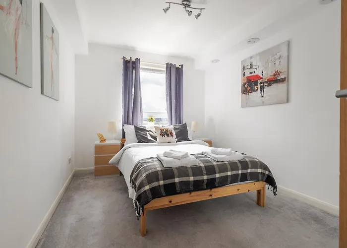 Апартаменты Kubique - Unique Leith *