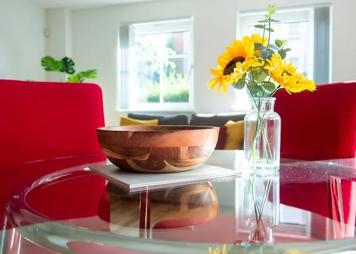 Bright & Modern Flat