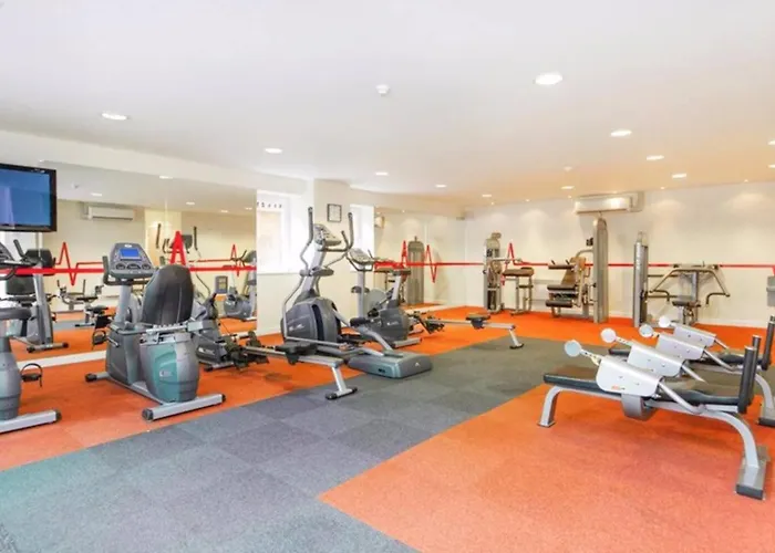 アパート Modern Chic Apartment, Lift Access & Free Parking エディンバラ