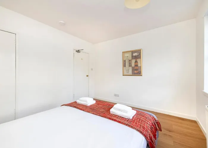 Apartmán 2-bedroom Old Town On Royal Mile *