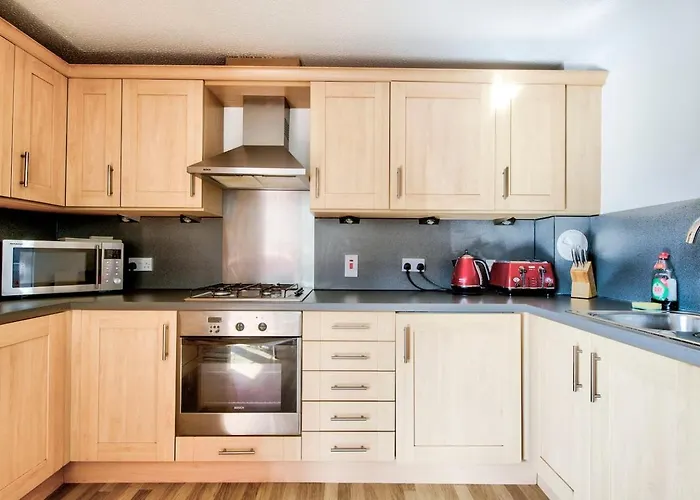 Bright & Modern Flat