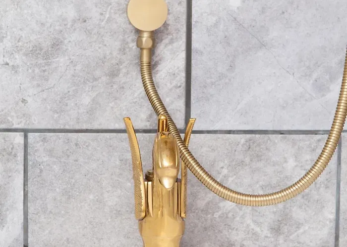 Luxurious Townhouse With Hot Tub Edimburgo