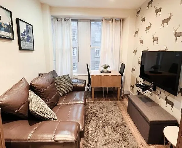 Leith Apartman *